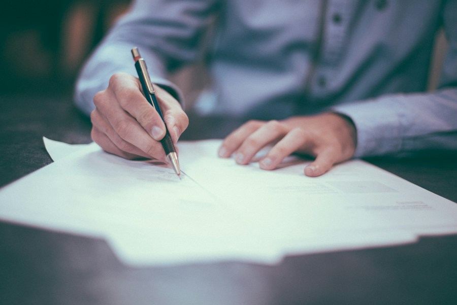 Signing a travel insurance policy